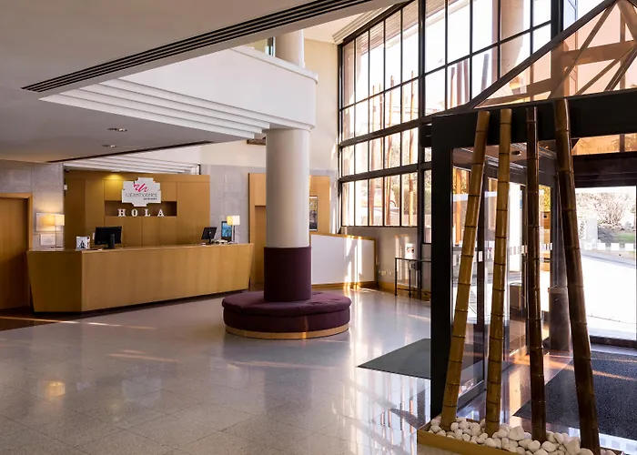 Acta PirámidesAlbergo